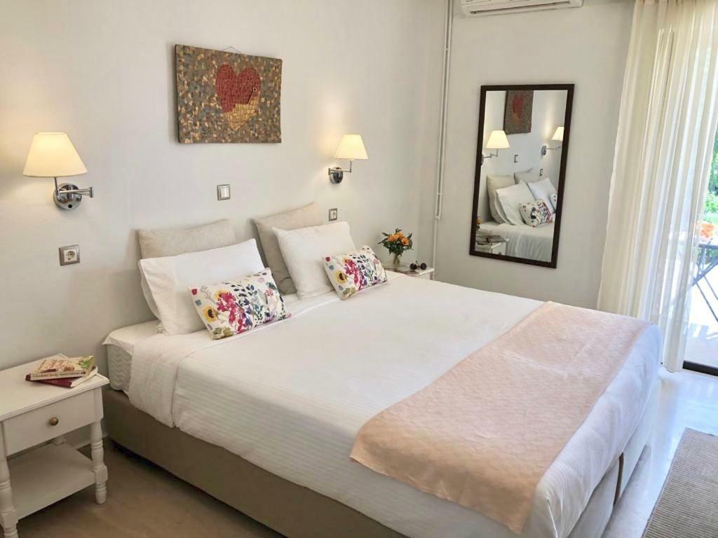 Nikoleta'S Corfu Apartments Gouvia Zewnętrze zdjęcie